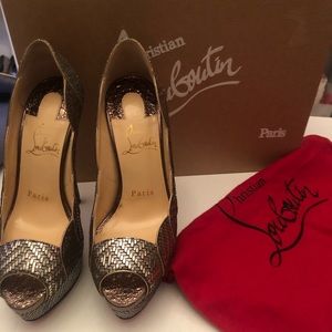 Christian Louboutin heels size 35.5